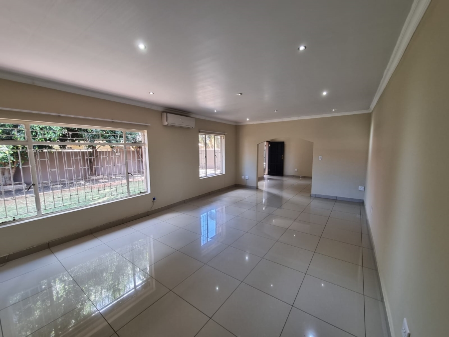 3 Bedroom Property for Sale in Waterval East North West